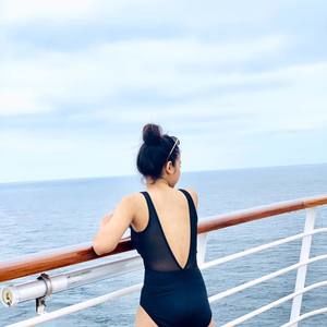 Meet your Posher, Satang